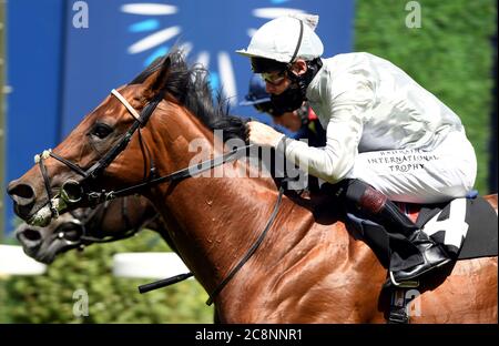 Tenbury Wells ridden by jockey Robert 'Rab' Havlin on their way to win the Betfred Mobile Handicap Stakes at Ascot Racecourse. Stock Photo
