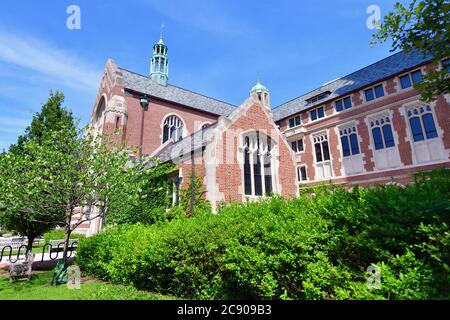 Chicago, Illinois, USA. Saieh Hall on the campus of the University of Chicago. Stock Photo