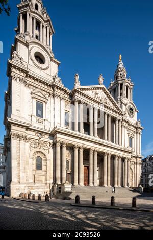 Oblique view of west elevation towers looking south east from Ludgate Hill. Clear blue sky, shot during Covid 19 lockdown. St. Paul's Cathedral, Londo Stock Photo