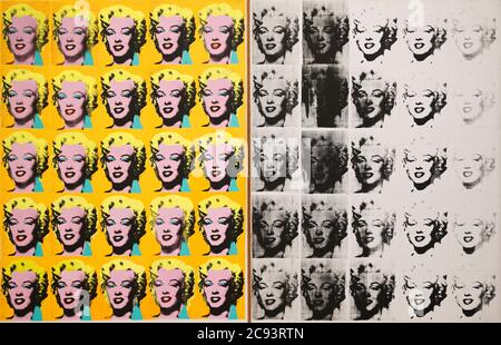 Warhol marilyn 1962 hi-res stock photography and images - Alamy