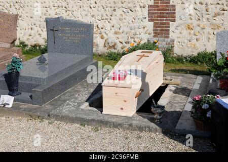 Funeral at Evreux graveyard, France during COVID-19 epidemic. Stock Photo