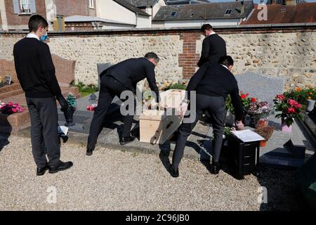 Funeral at Evreux graveyard, France during COVID-19 epidemic. Stock Photo