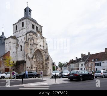Église Catholique Abbatiale Saint-Saulve in french town of Montreuil Stock Photo