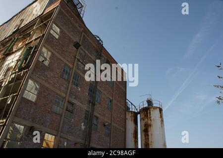 Derelict factory, Morley Street, Kingston upon Hull Stock Photo