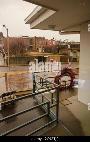 The balcony where Dr Martin Luther King was assassinated, looking towards the building where James Earl Ray fired the shot, Memphis, Tennessee, USA Stock Photo