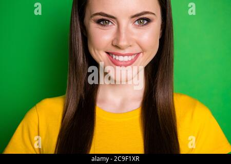 Cropped close-up portrait of her she nice attractive pretty lovely charming cheerful cheery straight-haired girl beaming healthy teeth isolated on Stock Photo