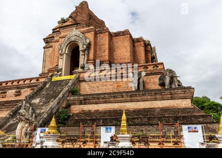 Wat Chedi Luang, a famous temple in Chiang Mai, Thailand Stock Photo