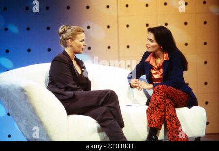 Parlazzo, Medienshow, Deutschland 1991 - 1998, Sendung vom 6. Oktober 1997, Gaststar Veronica Ferres im Gespräch mit Anne Will Stock Photo