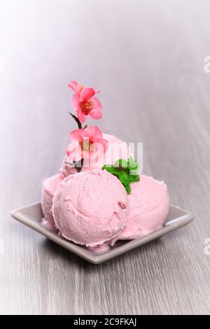 strawberry ice cream , dessert Stock Photo