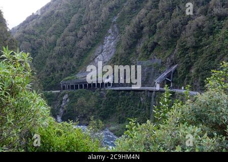 Otira Gorge along the Great Alpine Highway, New Zealand Stock Photo