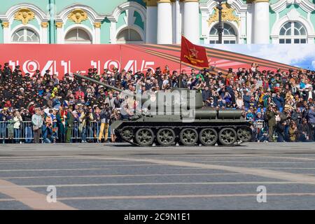 SAINT-PETERSBURG, RUSSIA - MAY 06, 2018: Soviet tank T-34-85 of the period of the Great Patriotic War on the rehearsal of the military parade in honor Stock Photo