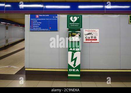 Defibrilator and first aid equipment at emergency station in Paco de Lucia Line 9 metro station, Madrid, Spain Stock Photo