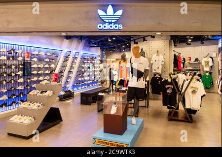 Adidas shop hannover best sale