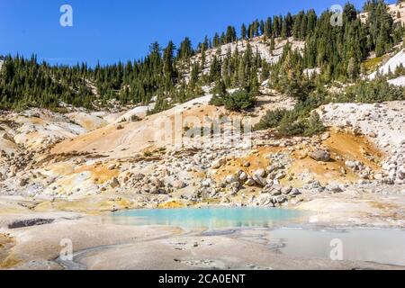 Geothermal pool at Bumpass Hell, Lassen Volcanic National Park, California Stock Photo