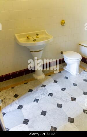 Old Retro Style White Bathroom at the Bank of Brazil Cultural Center Building at Liberty Square in Belo Horizonte, Brazil Stock Photo