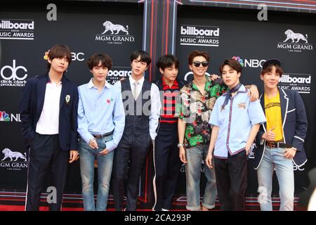 las-vegas-may-20-bts-jin-suga-
