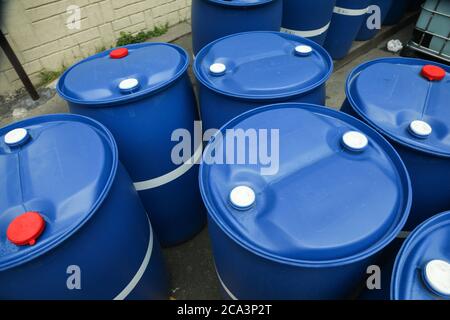 Chemický závod, Plastové skladovacie bubnyChemický závod, Plastové skladovacie bubny  