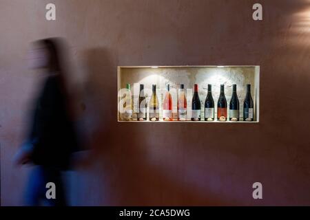 France, Gard (30), Beaucaire, Mourgues du Gres winery, wine tasting cellar, wine bottle storage Stock Photo