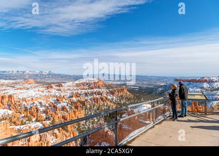 View from Sunset Point scenic lookout, Bryce Amphitheater, Bryce Canyon National Park, Utah, USA Stock Photo