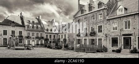 Townhouses in street in old town, Lower Town, Old Quebec, Quebec Provence, Canada Stock Photo