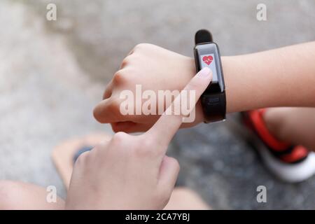 Finger shop touch watch