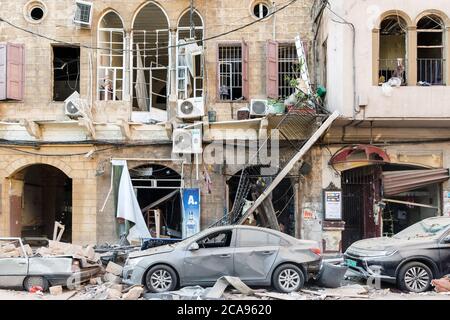 Achrafieh/Beirut, Lebanon, 5th August, 2020. Building partially destroyed from a massive explosion on August 4 in Mar Mikhael neighborhood. Credit: Joseph Khoury/Alamy Live News Stock Photo