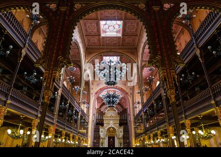 Wide-angle view of Budapest Great Synagogue (Dohány Street Synagogue - 1854-1859), the largest synagogue in Europe and one of the largest in the world Stock Photo