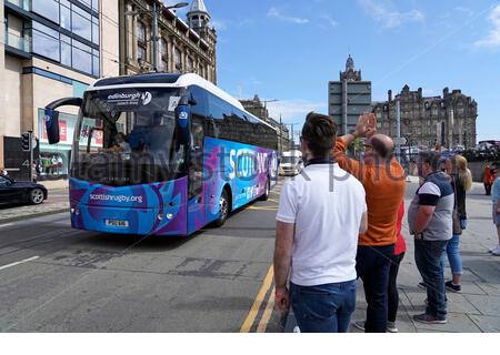 Edinburgh, Scotland, UK. 6th Aug 2020. Honk for Hope, a parade of buses honking their horns in Princes Street and through the city centre, a Europe wide campaign by bus companies raising awareness of the problem their industry is facing during the Covid-19 coronavirus pandemic.  Credit: Craig Brown/Alamy Live News Stock Photo