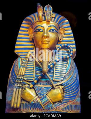 Egypt, Cairo, Tutankhamon jewellery, from his tomb in Luxor :  A miniature coffin, containing the viscera of the king. Stock Photo