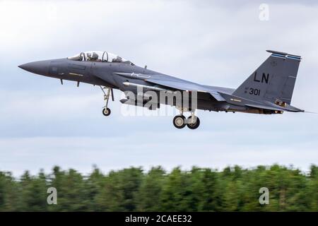 F-15E Strike Eagle landing at RAF Lakenheath Stock Photo