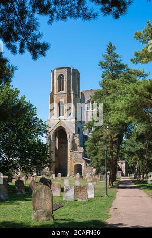 Wymondham Abbey, view in summer of Wymondham Abbey (founded 1107) in the market town of Wymondham, Norfolk, East Anglia, UK Stock Photo