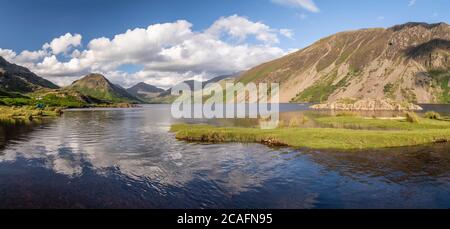 Panoramic view of Wastwater and mountains, Lake District, Cumbria, England Stock Photo