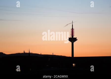 28.06.2020, Frankfurt am Main, Hessen, Germany - Europe tower in the evening twilight. 00A200628D497CAROEX.JPG [MODEL RELEASE: NOT APPLICABLE, PROPERT Stock Photo