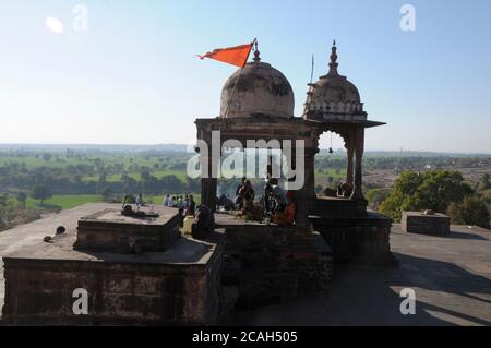 Devotees offer prayers at the Bhojeshwar Temple is an incomplete Hindu temple in Bhojpur village near the state capital Bhopal, Madhya Pradesh, India. Stock Photo