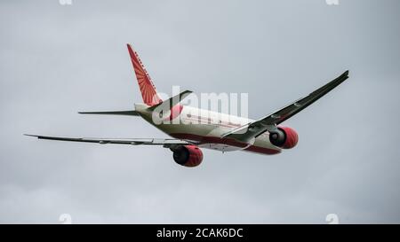 Glasgow, Scotland, UK. 7th Aug, 2020. Pictured: Air India Flight AI1133 from Mumbai which landed at Glasgow International Airport transporting a film crew and cast is seen returning today back to Mumbai. The plane is a Boeing 777-237(LR) aircraft. The film crew who landed last night are to be quarantined for 14 days before starting filming in Ayrshire later this month with Bollywood blockbuster, Bell Bottom, where it's reported the 80s' thriller revolves around a plane hijacking. Credit: Colin Fisher/Ģ����ý Live News Stock Photo