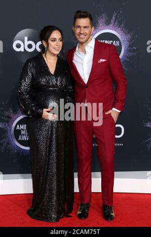 LOS ANGELES - NOV 24:  Aijia Lise, Andy Grammer at the 47th American Music Awards - Arrivals at Microsoft Theater on November 24, 2019 in Los Angeles, CA Stock Photo