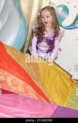 LOS ANGELES - NOV 25:  Amelie Bailey at the Amelie Bailey 3rd Birthday Party at a Private Residence on November 25, 2018 in Studio City, CA Stock Photo