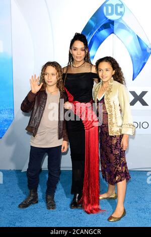 LOS ANGELES - DEC 12: Nakoa-Wolf Manakauapo Namakaeha Momoa, Lisa Bonet