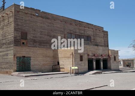 Art Deco Cinema/Theatre, Humberstone 'Ghost Town' Museum, near Iquique, north Chile 14th Oct 2017 Stock Photo