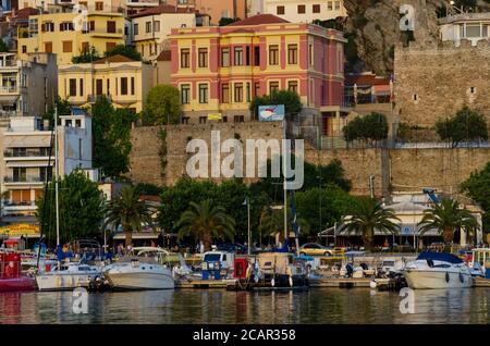 General view of the castle dominating the cityscape of Kavala Greece - Photo: Geopix/Alamy Stock Photo Stock Photo