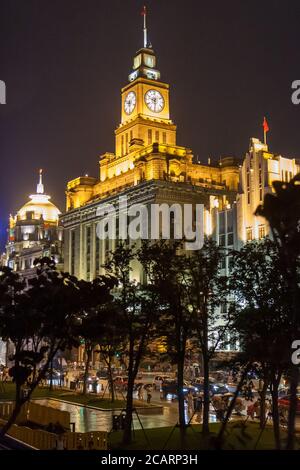 Night view of the Custom House on the Bund, in Puxi, Shanghai, China Stock Photo