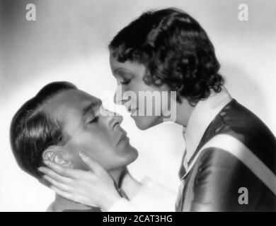 GARY COOPER and HELEN HAYES in A FAREWELL TO ARMS 1932 director FRANK BORZAGE novel ERNEST HEMINGWAY Paramount Pictures Stock Photo