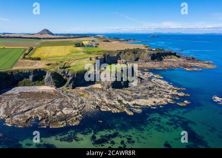 Aerial view of Tantallon Castle, a ruined mid-14th-century fortress, located 5 kilometres east of North Berwick, in East Lothian, Scotland. Stock Photo