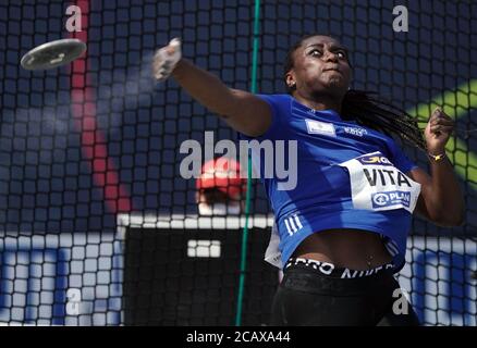 Brunswick, Germany. 09th Aug, 2020. Athletics, DM, German Championship, Eintracht Stadium: Women's discus throw: Claudine Vita throws. Credit: Michael Kappeler/dpa/Alamy Live News Stock Photo