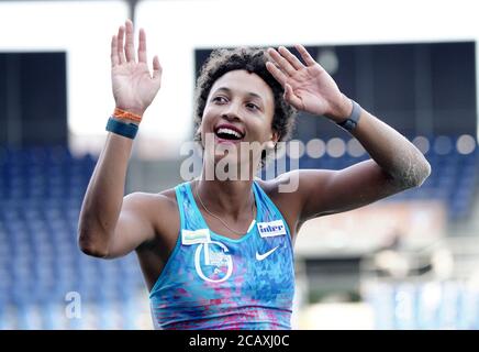 Brunswick, Germany. 09th Aug, 2020. Athletics, DM, German Championship, Eintracht Stadium: Women's long jump, Malaika Mihambo cheers. Credit: Michael Kappeler/dpa/Alamy Live News Stock Photo