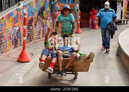 Medellin / Colombia - July 15, 2017: mobile stall selling clothes in the  trunk of a car Stock Photo - Alamy