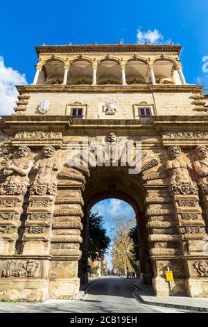 City gate Porta Nuova in the old town, Palermo, Sicily, Italy Stock Photo