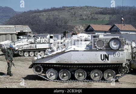 30th March 1994 During the war in Bosnia: a British Army FV103 Spartan APC of the Light Dragoons Regiment inside the British base in Bila, near Vitez. Stock Photo