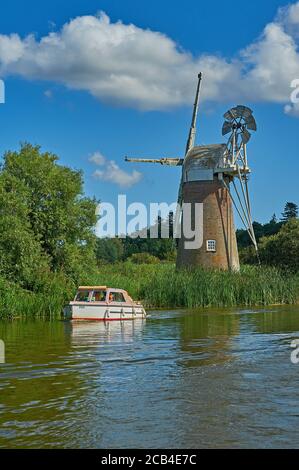 Turf Fen windmill on the banks of the River Ant, Norfolk Broads, Norfolk, England Stock Photo