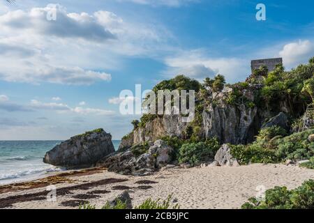 El Castillo or the Castle is the largest temple in the ruins of the Mayan city of Tulum on the coast of the Caribbean Sea.    Tulum National Park, Qui Stock Photo